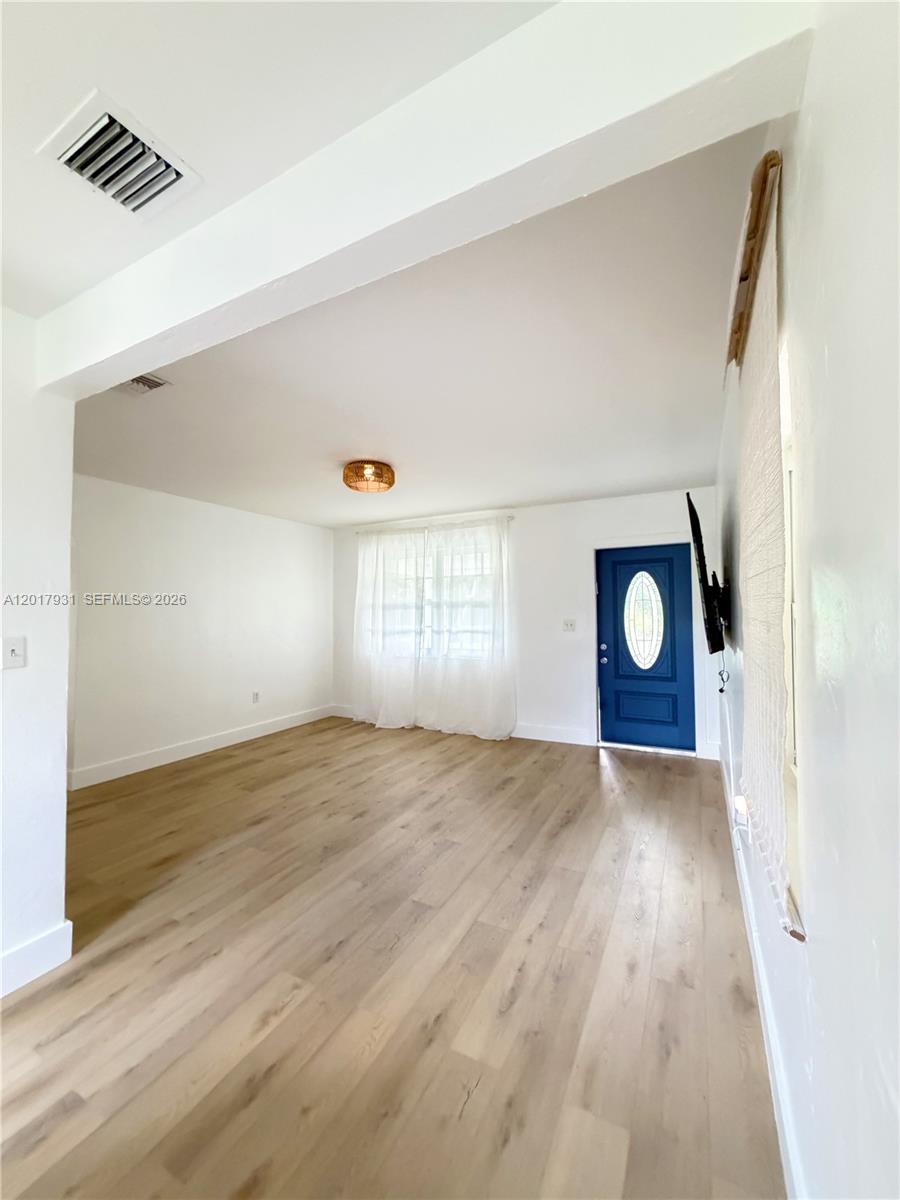 BISCAYNE PARK - Residential