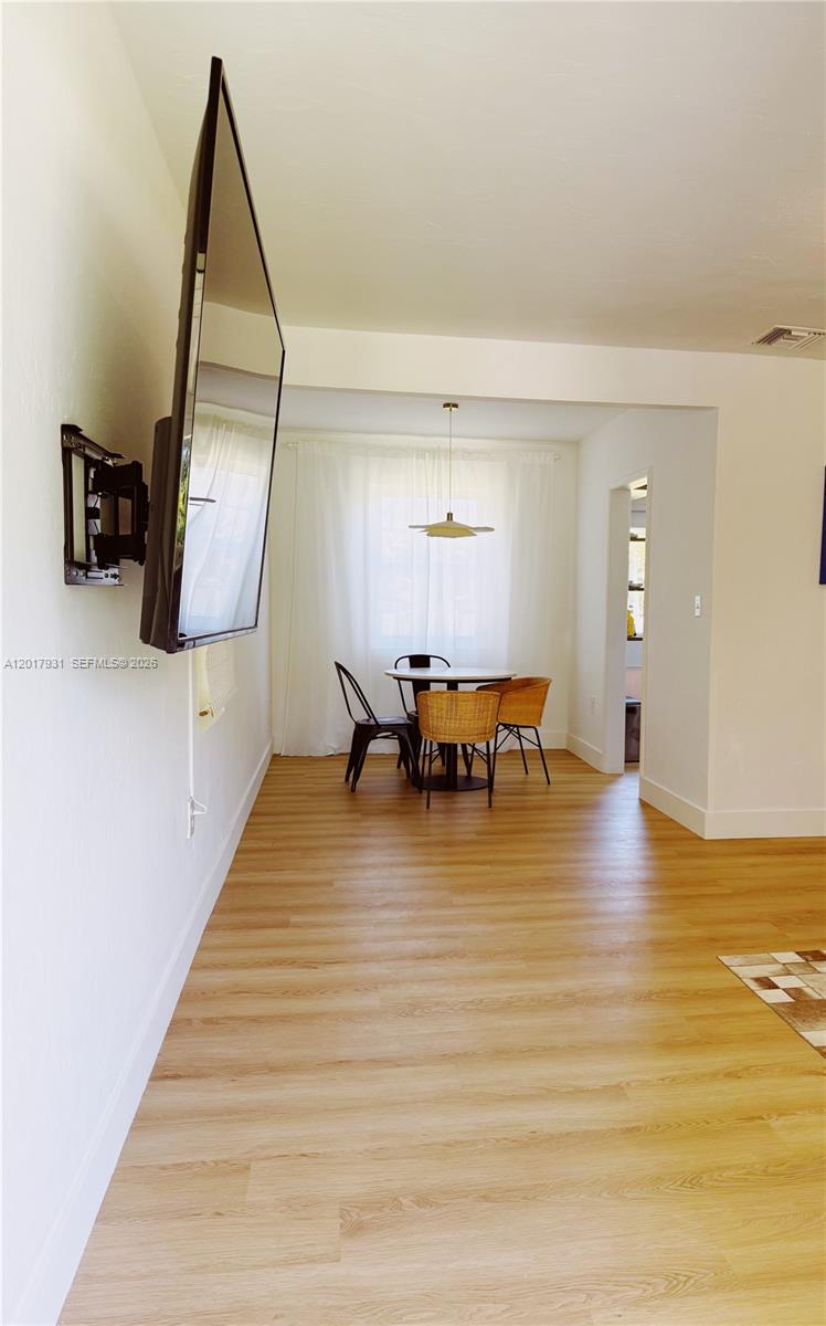 BISCAYNE PARK - Residential