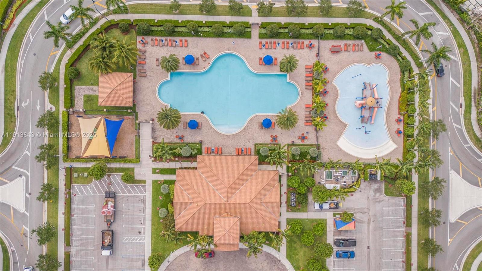 BAYWINDS OF ABACO - Residential