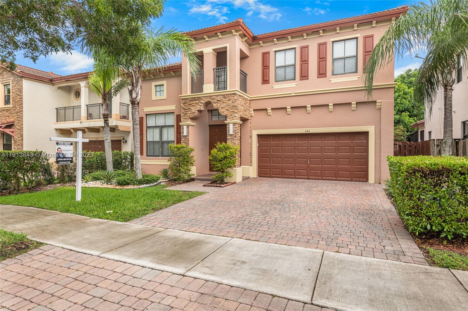 BAYWINDS OF ABACO - Residential