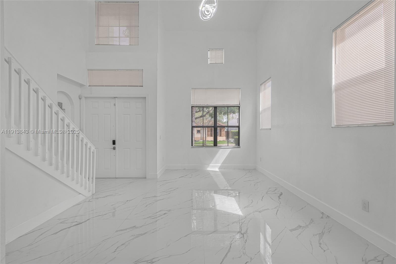 BAYWINDS OF ABACO - Residential