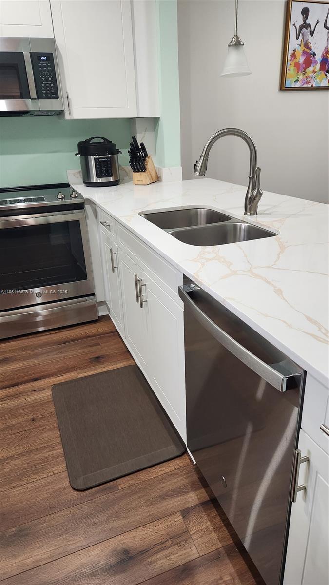 PLANTATION TERRACE CONDO - Residential