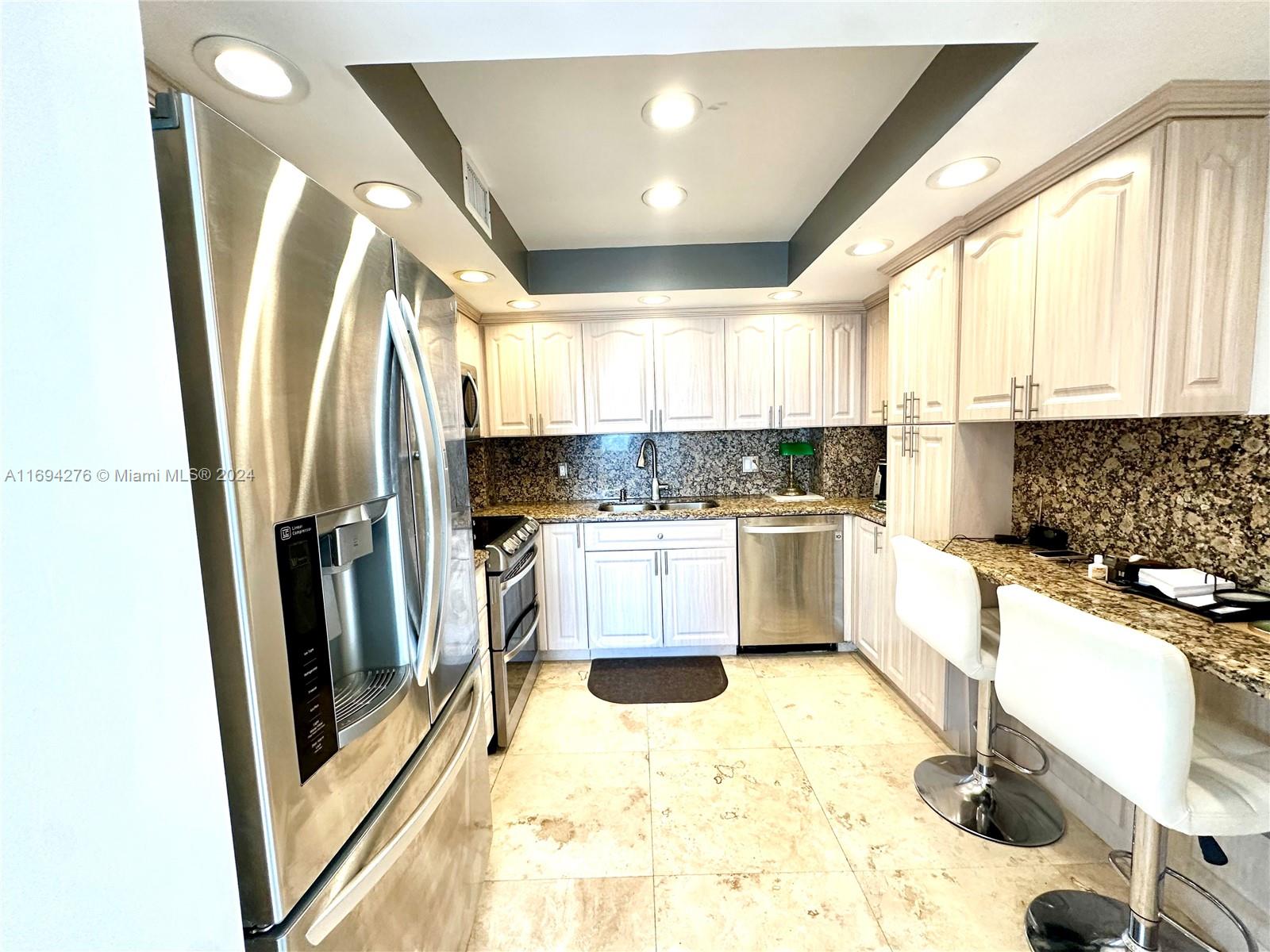 HEMISPHERES CONDO - Residential