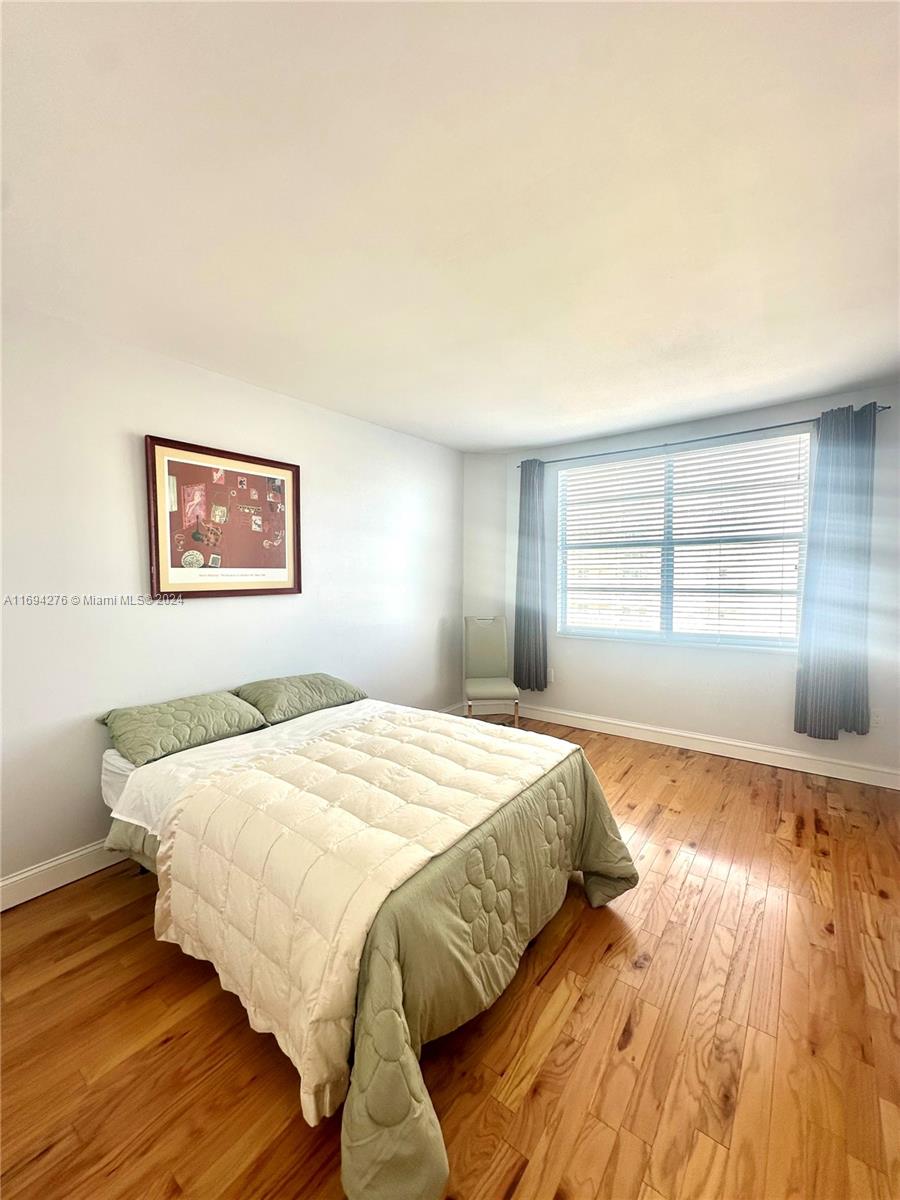 HEMISPHERES CONDO - Residential