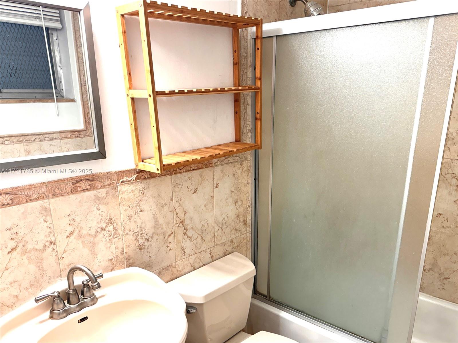 641 ESPANOLA WAY INC COND - Residential