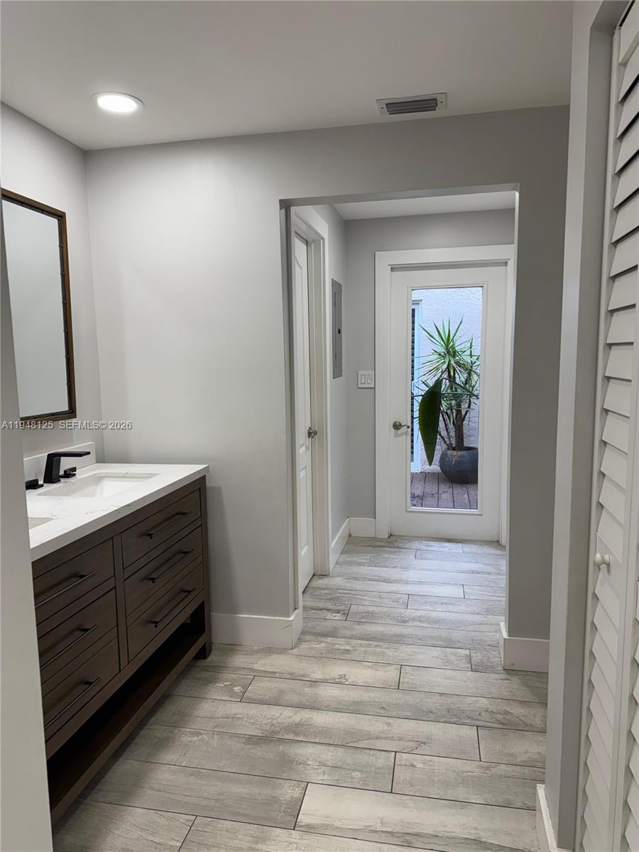 COQUINA LAKES - Residential