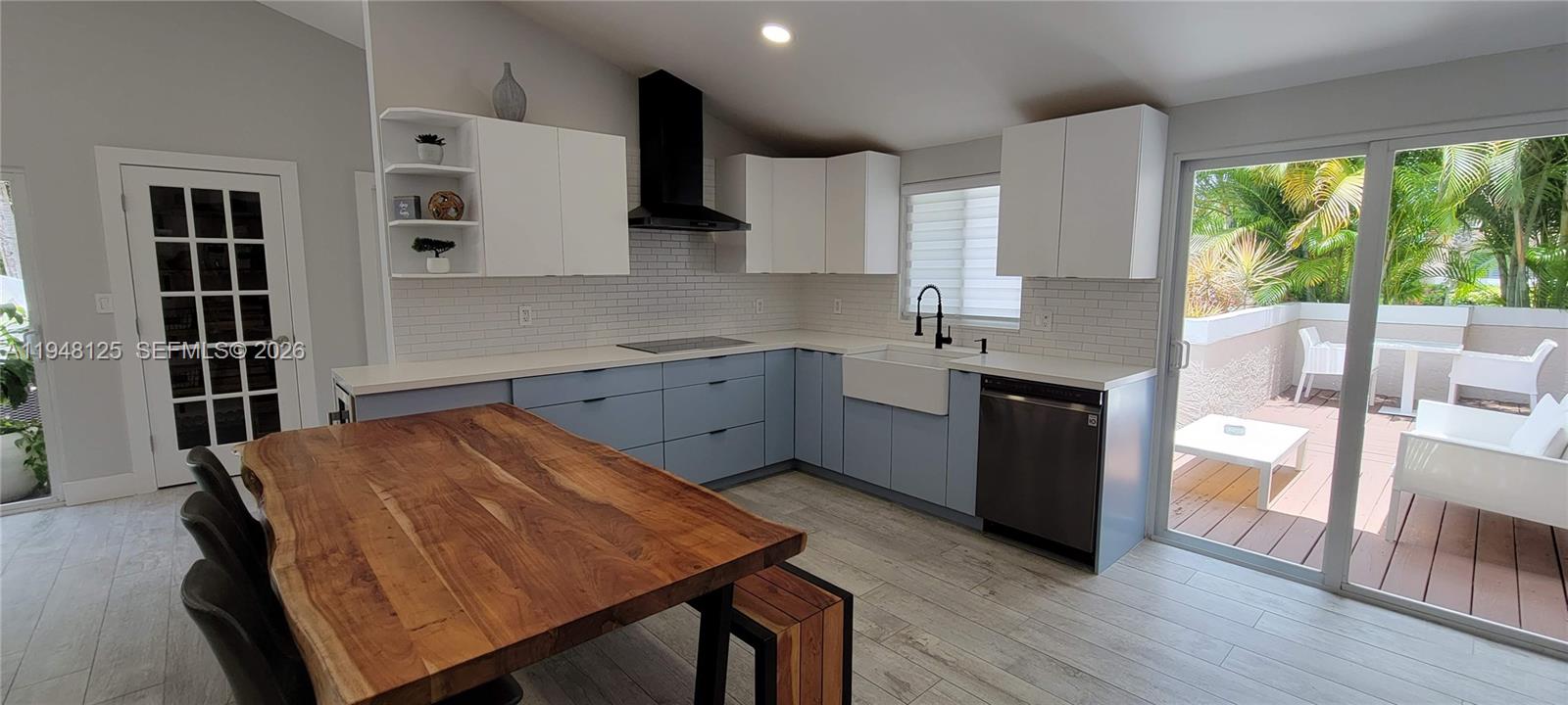 COQUINA LAKES - Residential