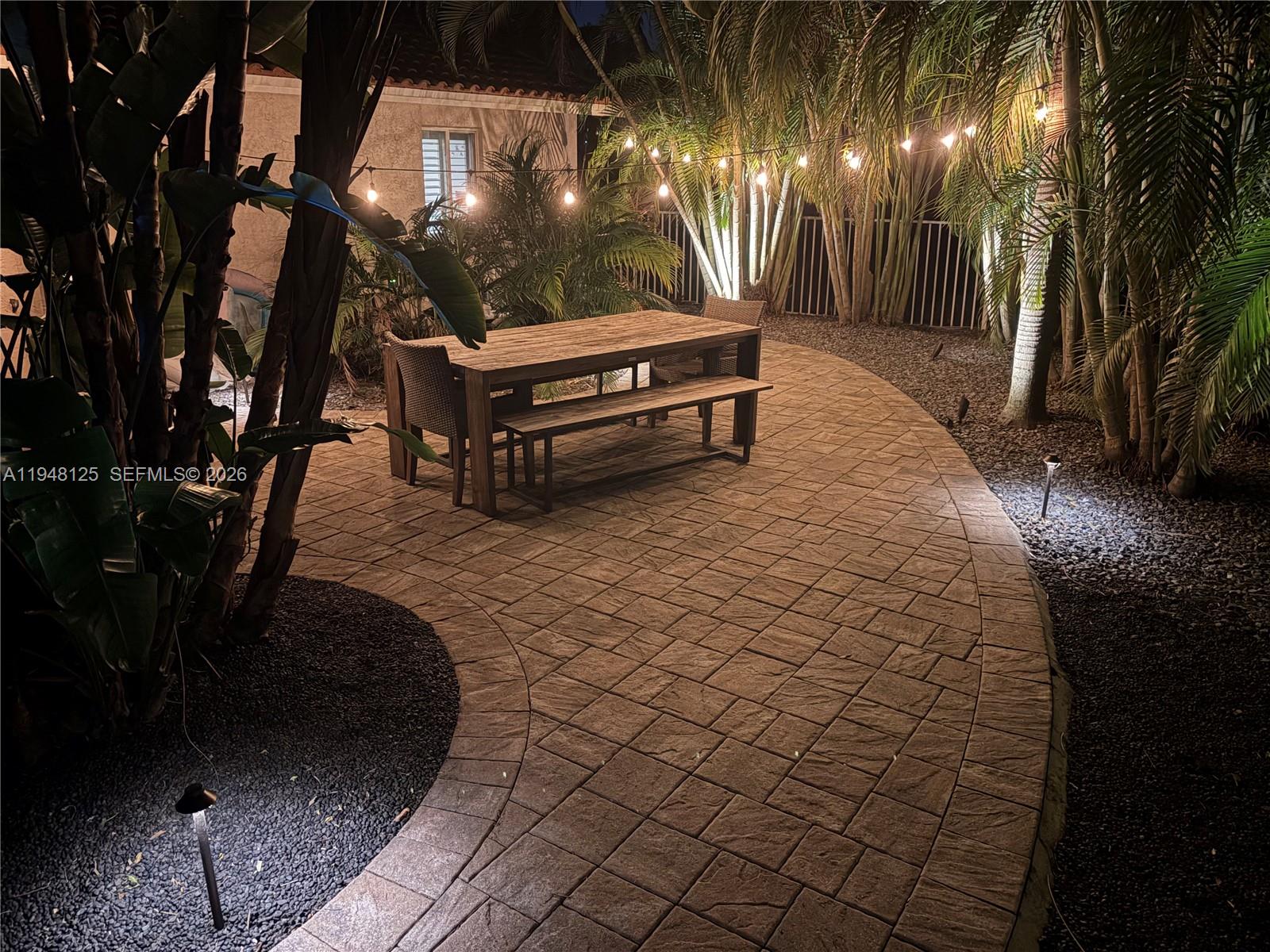 COQUINA LAKES - Residential