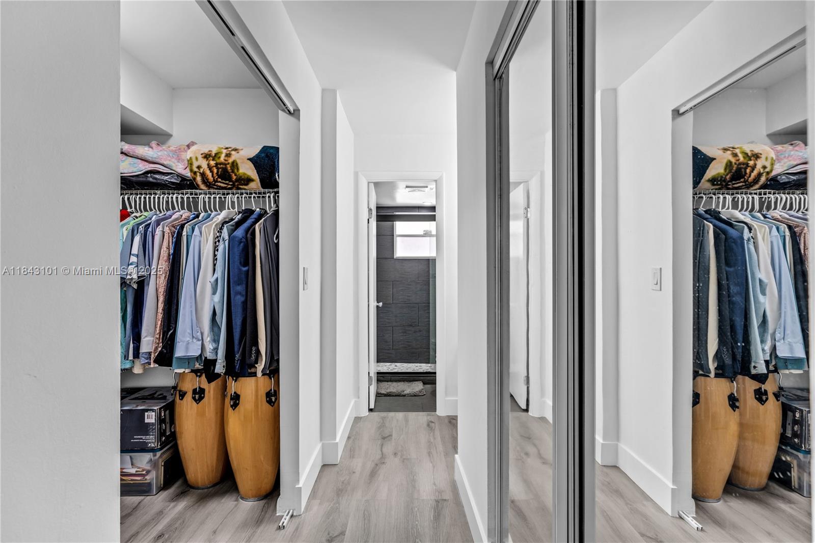 ROYAL OAKS CONDO - Residential