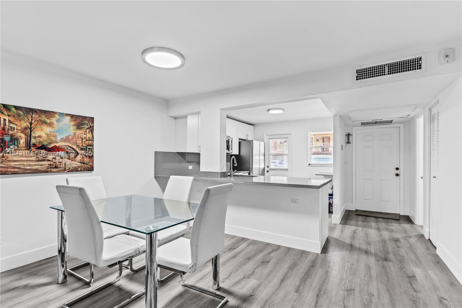 445 NE 195th St 125, Miami, FL, 33179/$209,900 3 445 NE 195th St 125