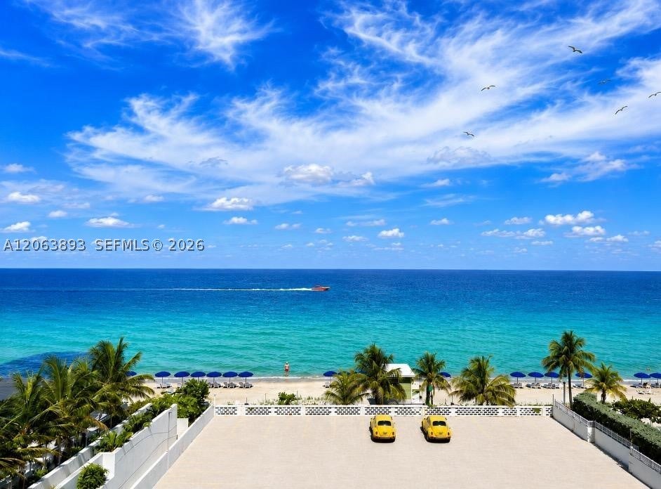 2030 S Ocean Dr 521