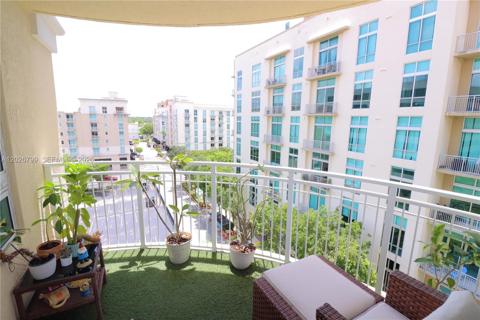 TOSCANO CONDO - Residential