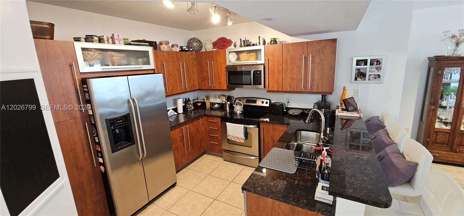 TOSCANO CONDO - Residential