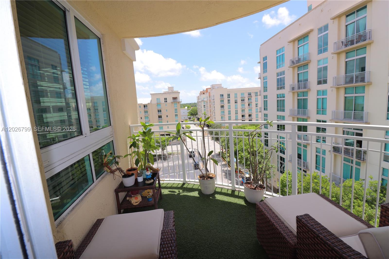 TOSCANO CONDO - Residential