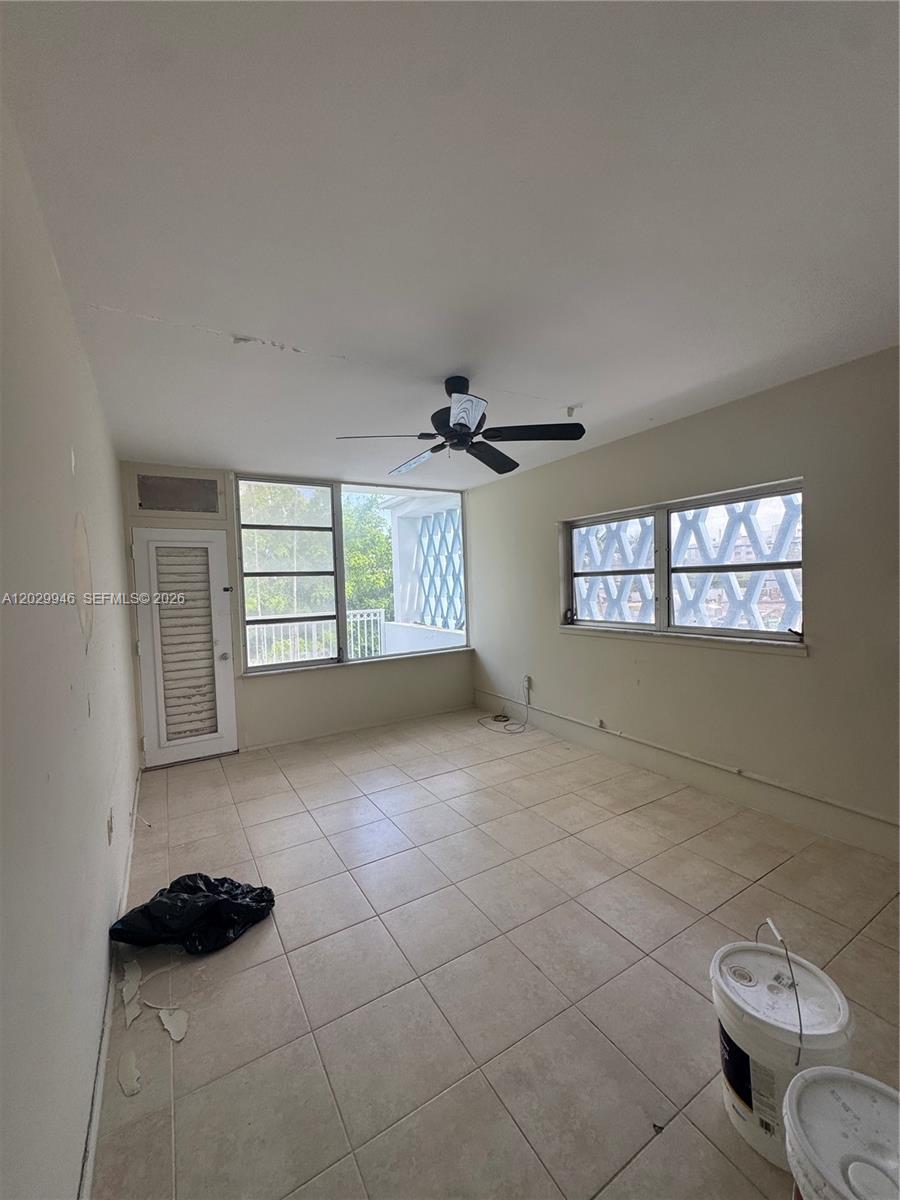 10281 E Bay Harbor Dr D3