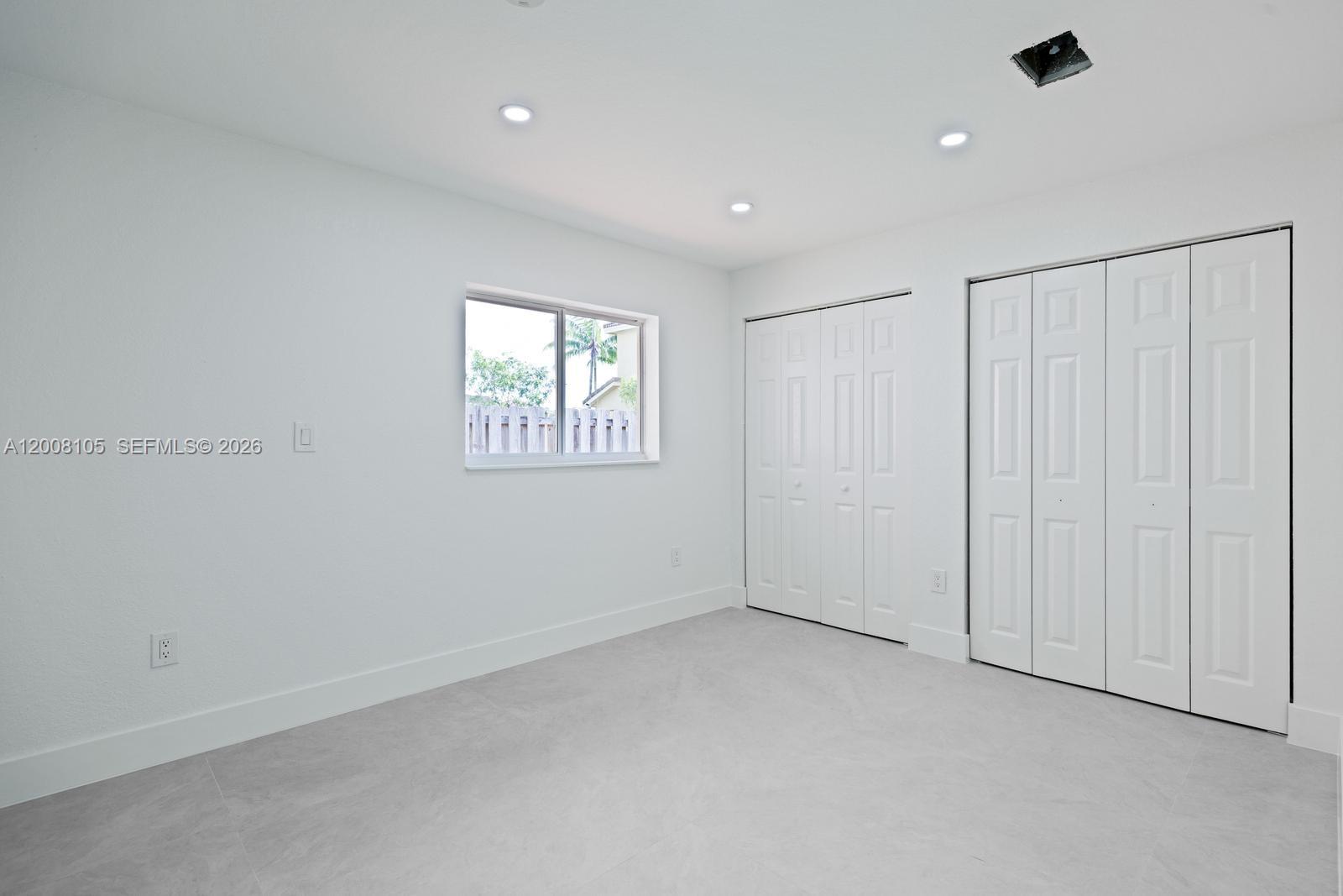 PRECIOUS HOMES AT LAKES B - Residential