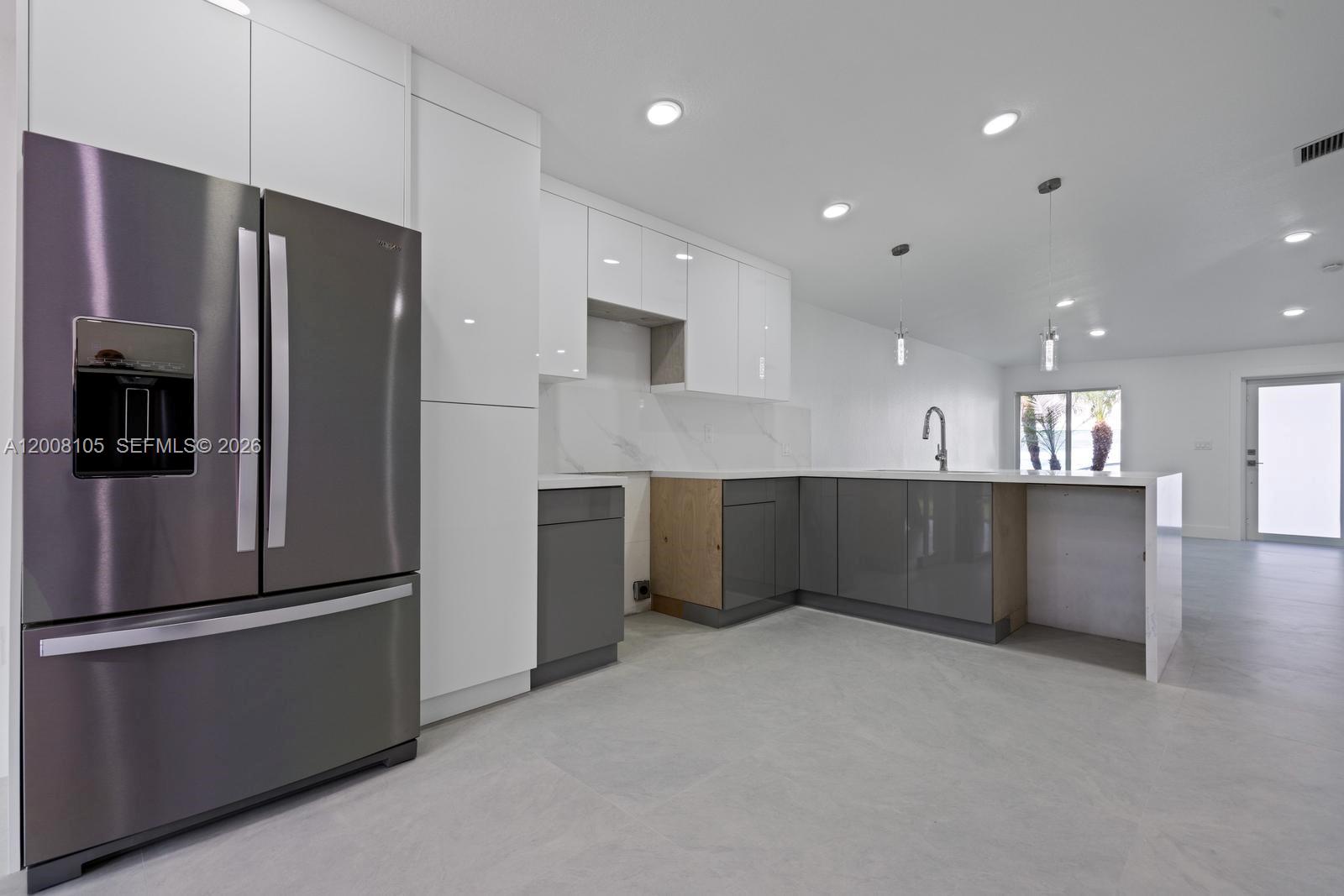 PRECIOUS HOMES AT LAKES B - Residential