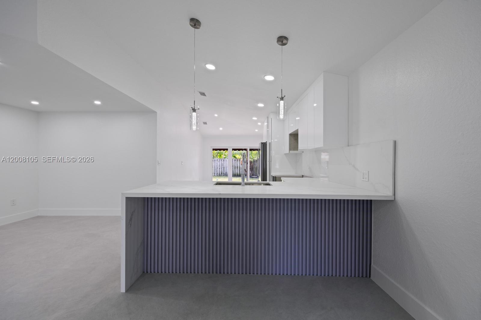 PRECIOUS HOMES AT LAKES B - Residential