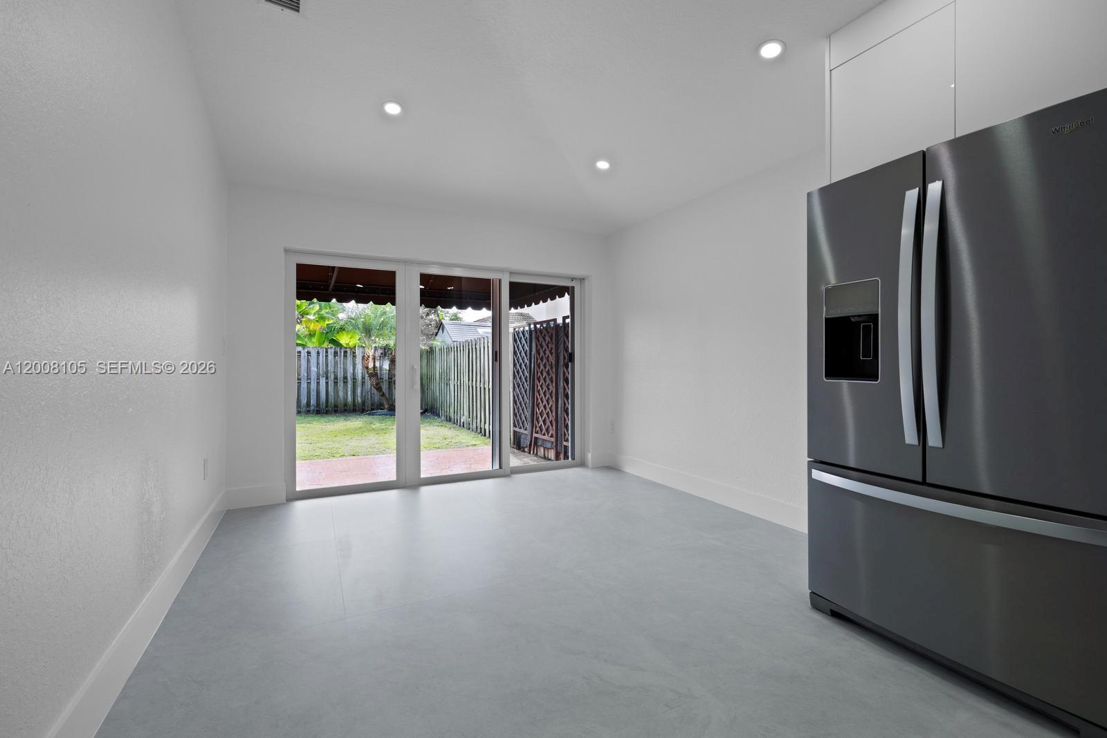 PRECIOUS HOMES AT LAKES B - Residential
