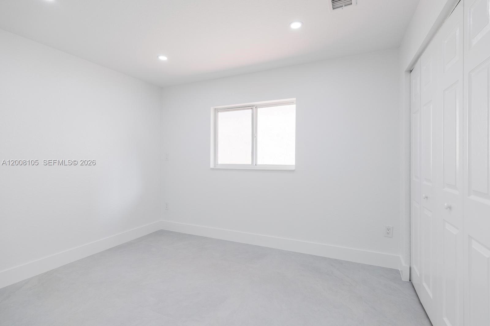 PRECIOUS HOMES AT LAKES B - Residential