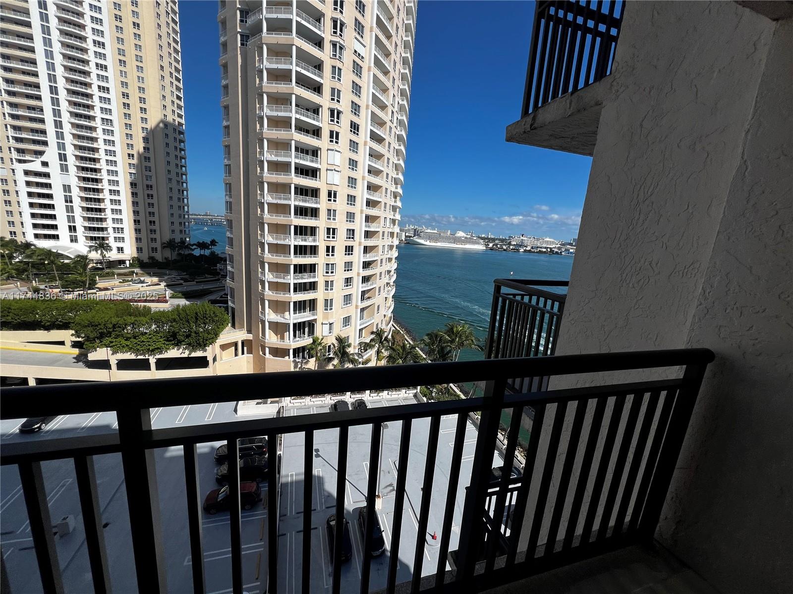 BRICKELL KEY II CONDO - Residential