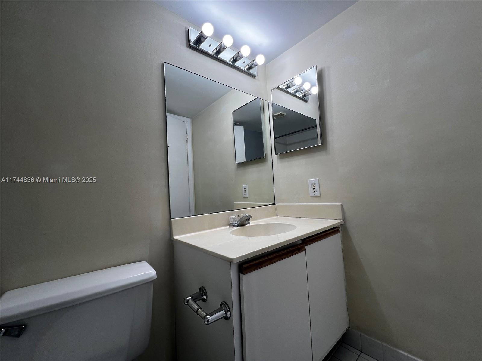 BRICKELL KEY II CONDO - Residential