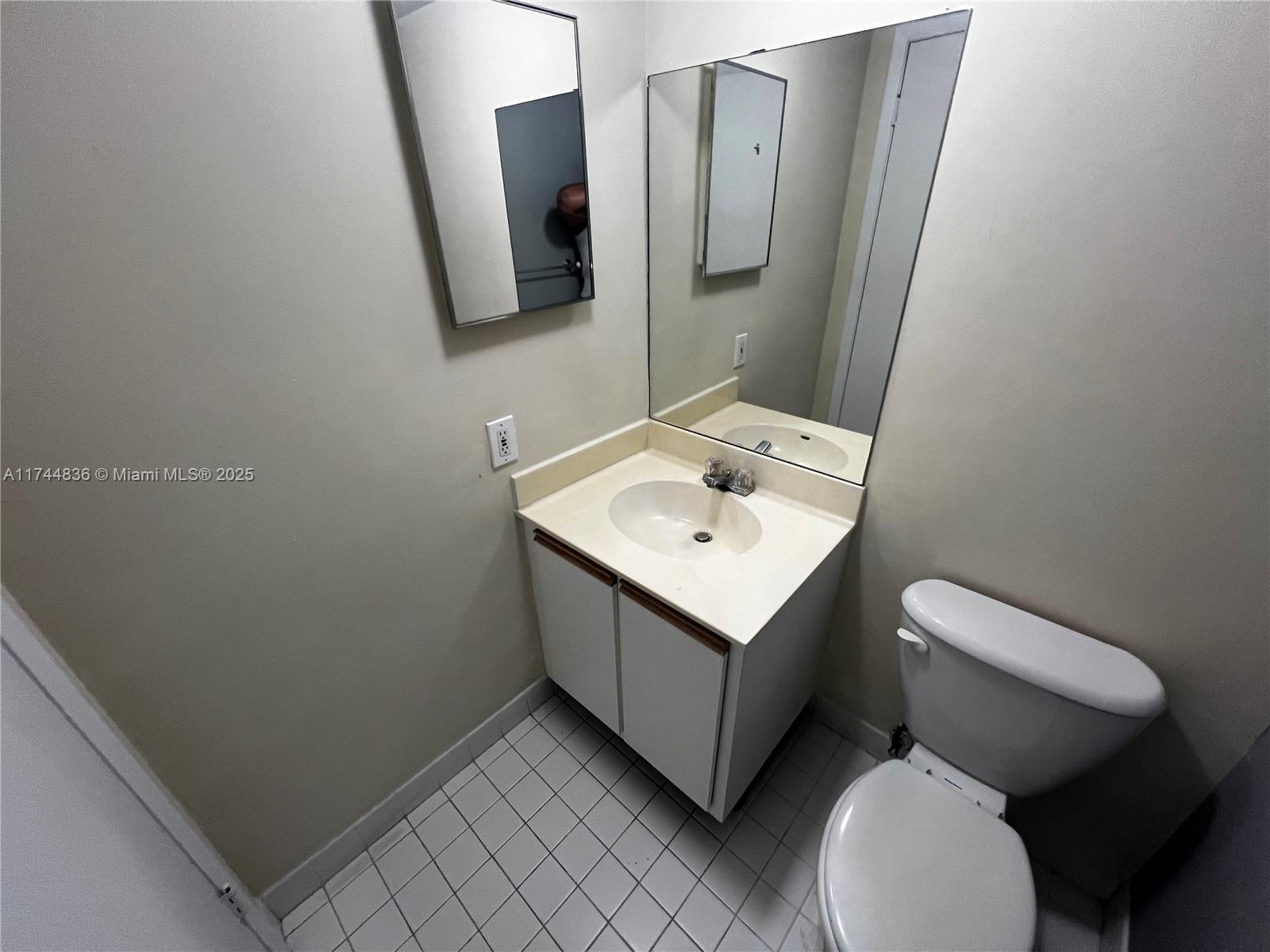 BRICKELL KEY II CONDO - Residential