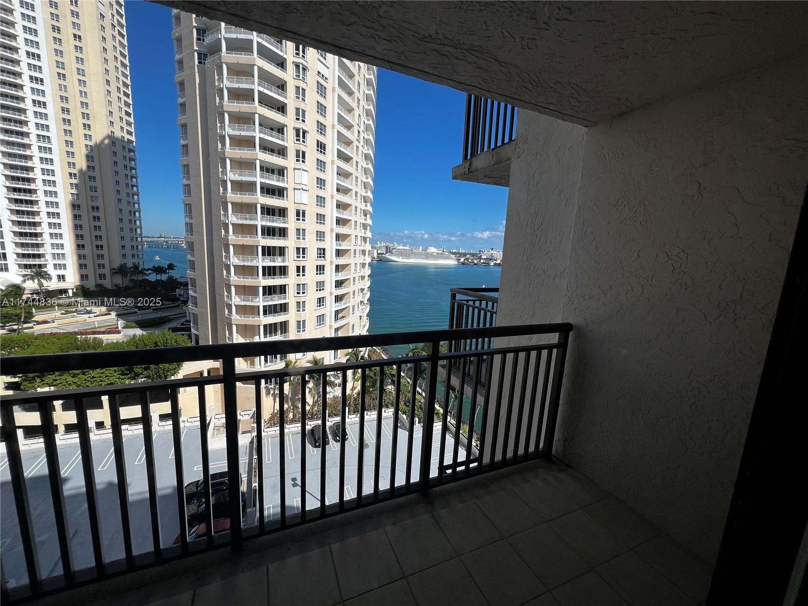 BRICKELL KEY II CONDO - Residential