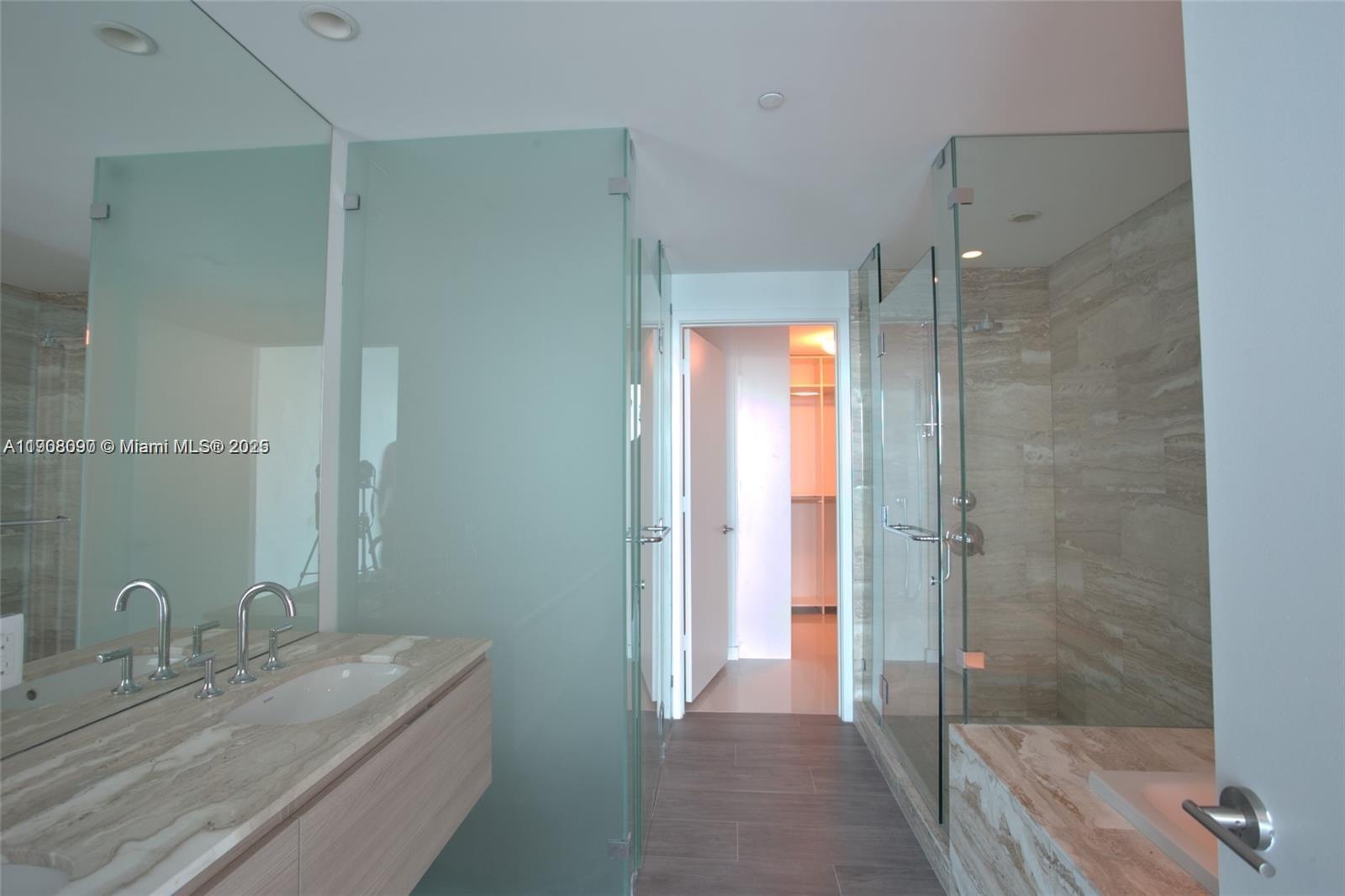 2900 NE 7th Ave 3103