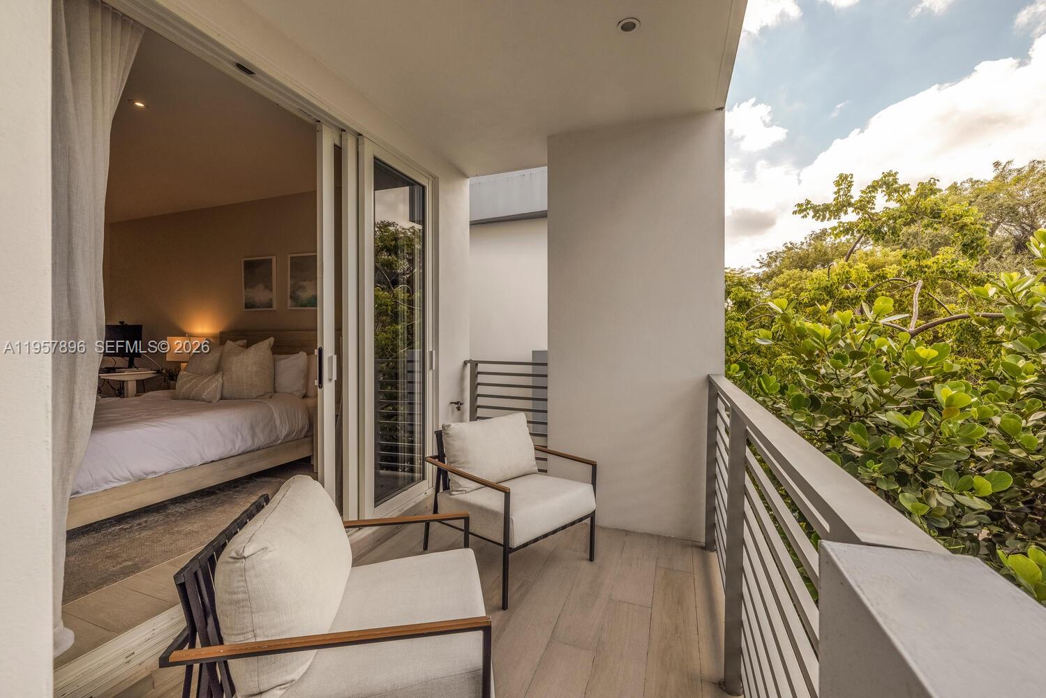 POMELO PARK - Residential