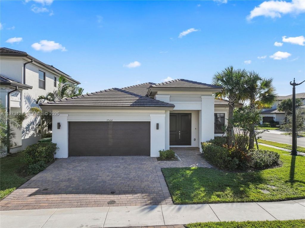 Photo of 17564 SW 41st St, Miramar, FL 33029 (MLS # A11973124)