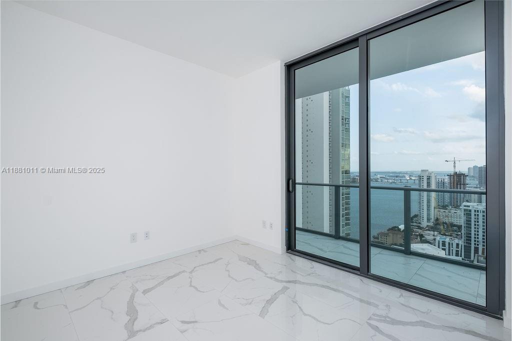 GRAN PARAISO CONDO - Residential