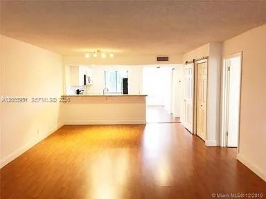 4 North - Residential Lease