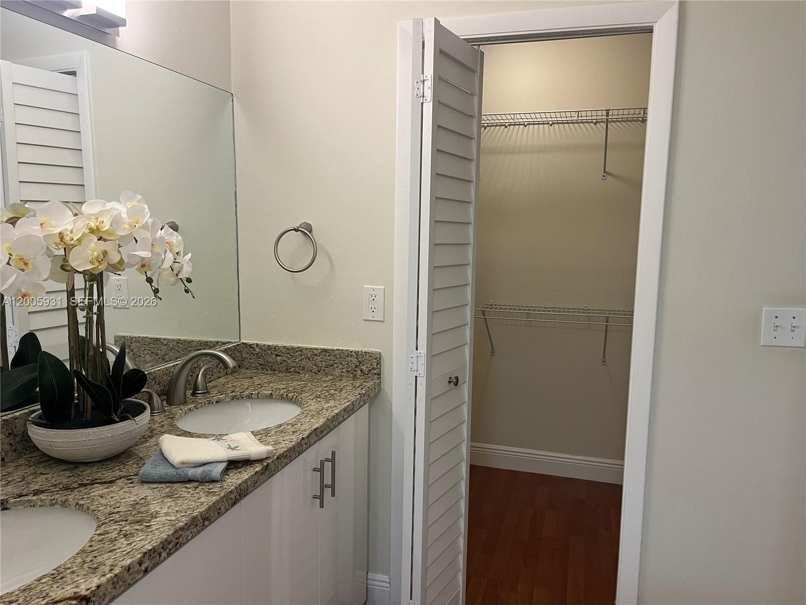 4 North - Residential Lease