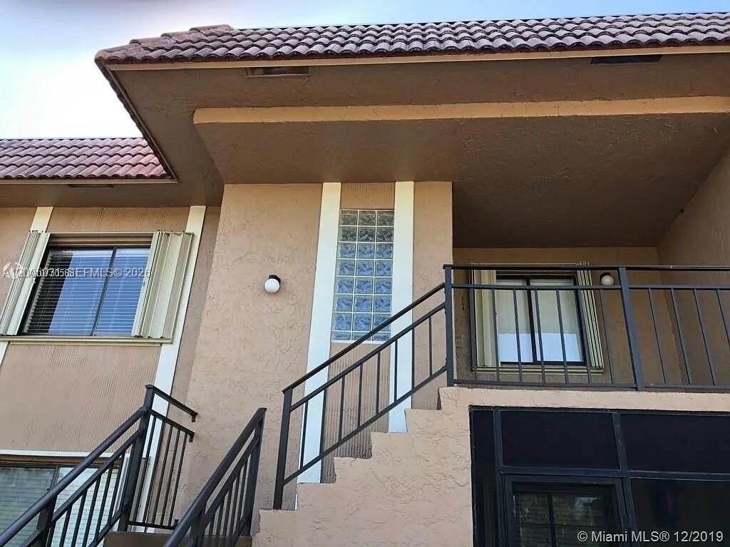 4 North - Residential Lease