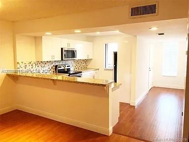 4 North - Residential Lease