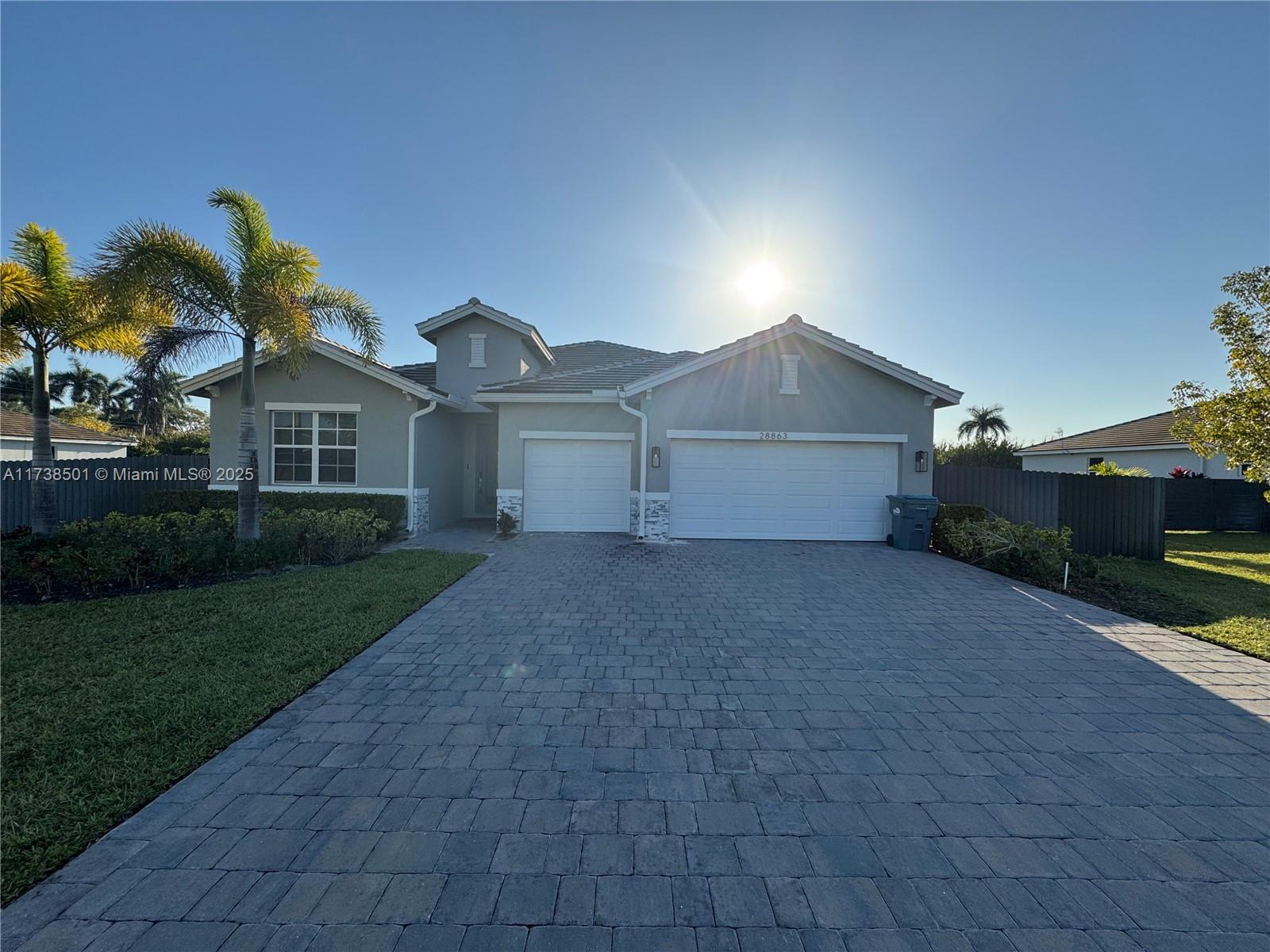 28863 Sw 186th Ave, Homestead, Miami-Dade County, Florida - 4 Bedrooms  
4 Bathrooms - 