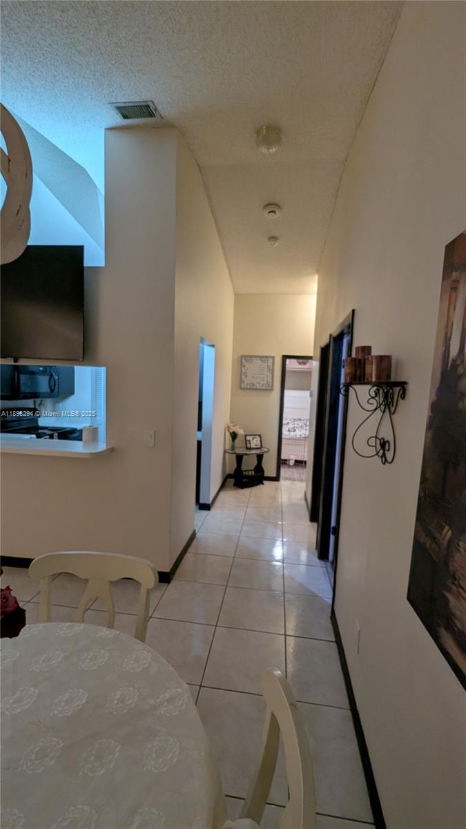 PEMBROKE LAKES SOUTH - Residential