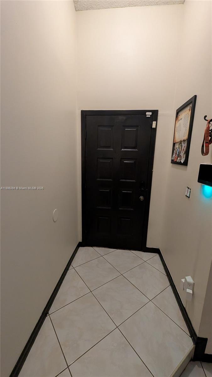 PEMBROKE LAKES SOUTH - Residential