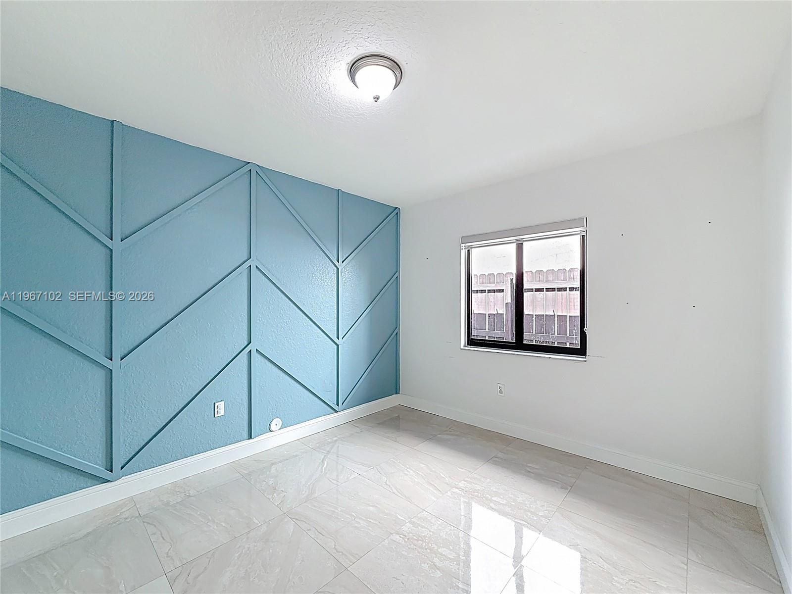 C B PALMS - Residential