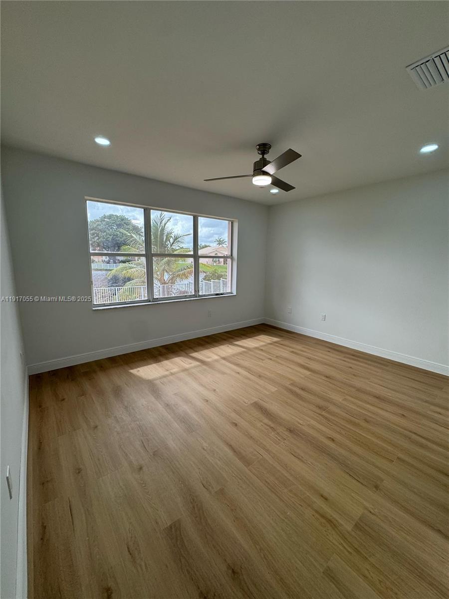 POD 4 AT MONARCH LAKES - Residential