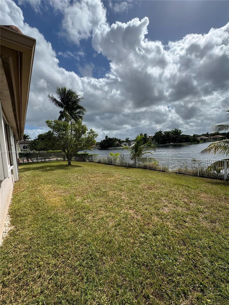 POD 4 AT MONARCH LAKES - Residential