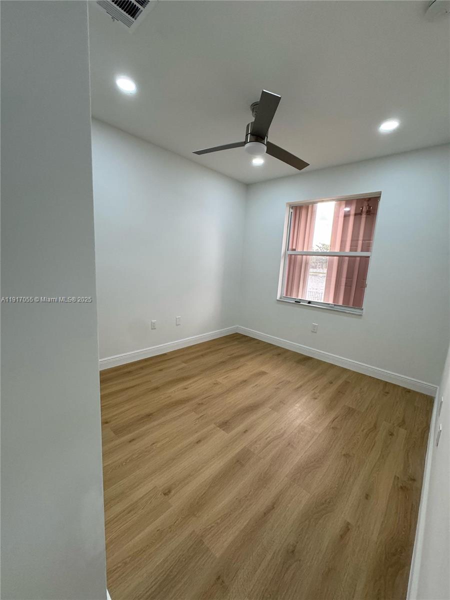 POD 4 AT MONARCH LAKES - Residential