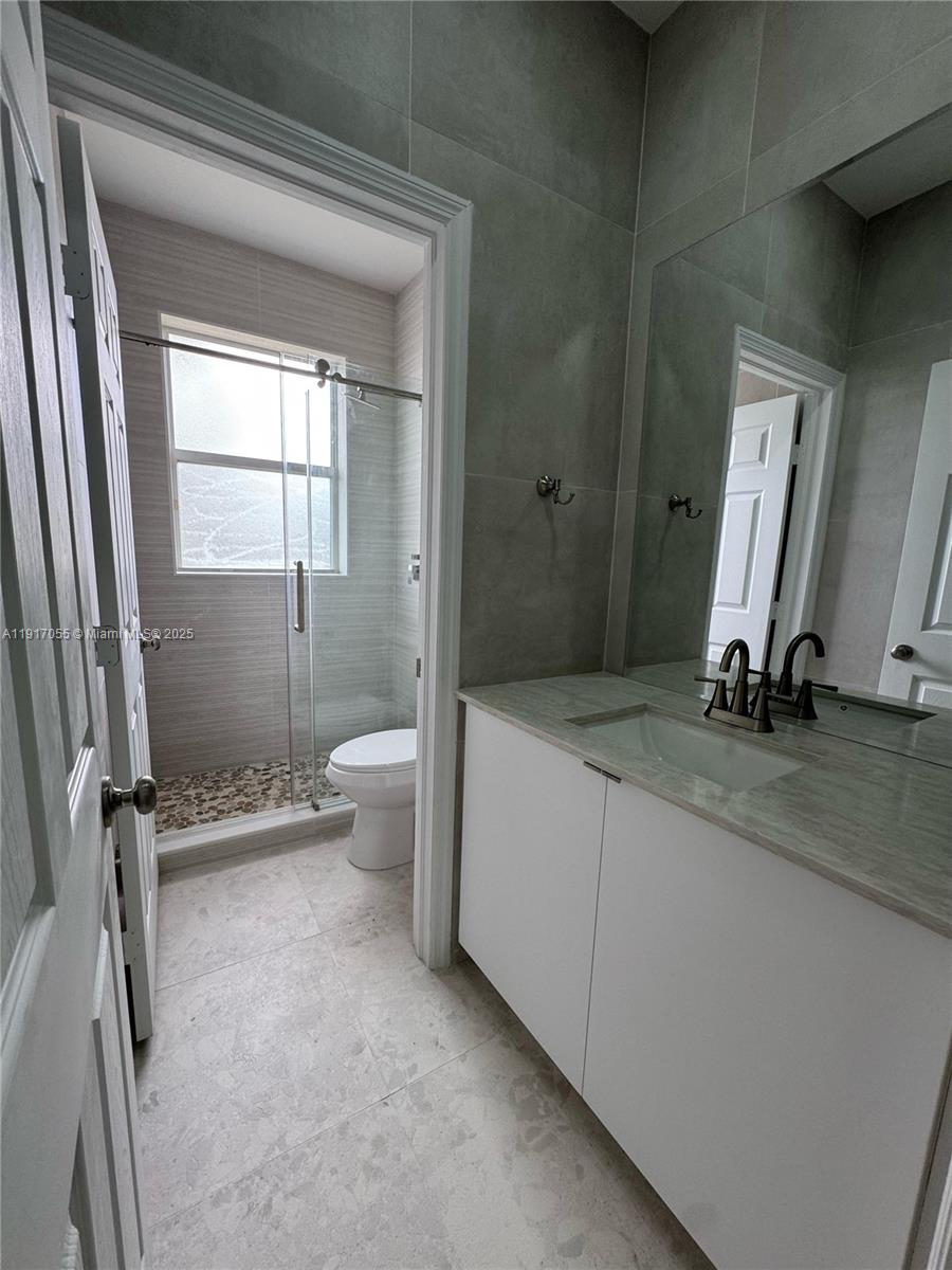 POD 4 AT MONARCH LAKES - Residential