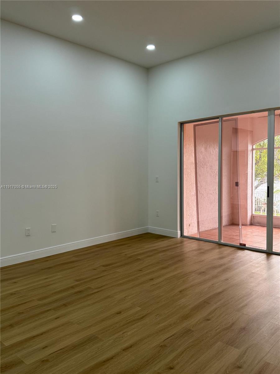 POD 4 AT MONARCH LAKES - Residential