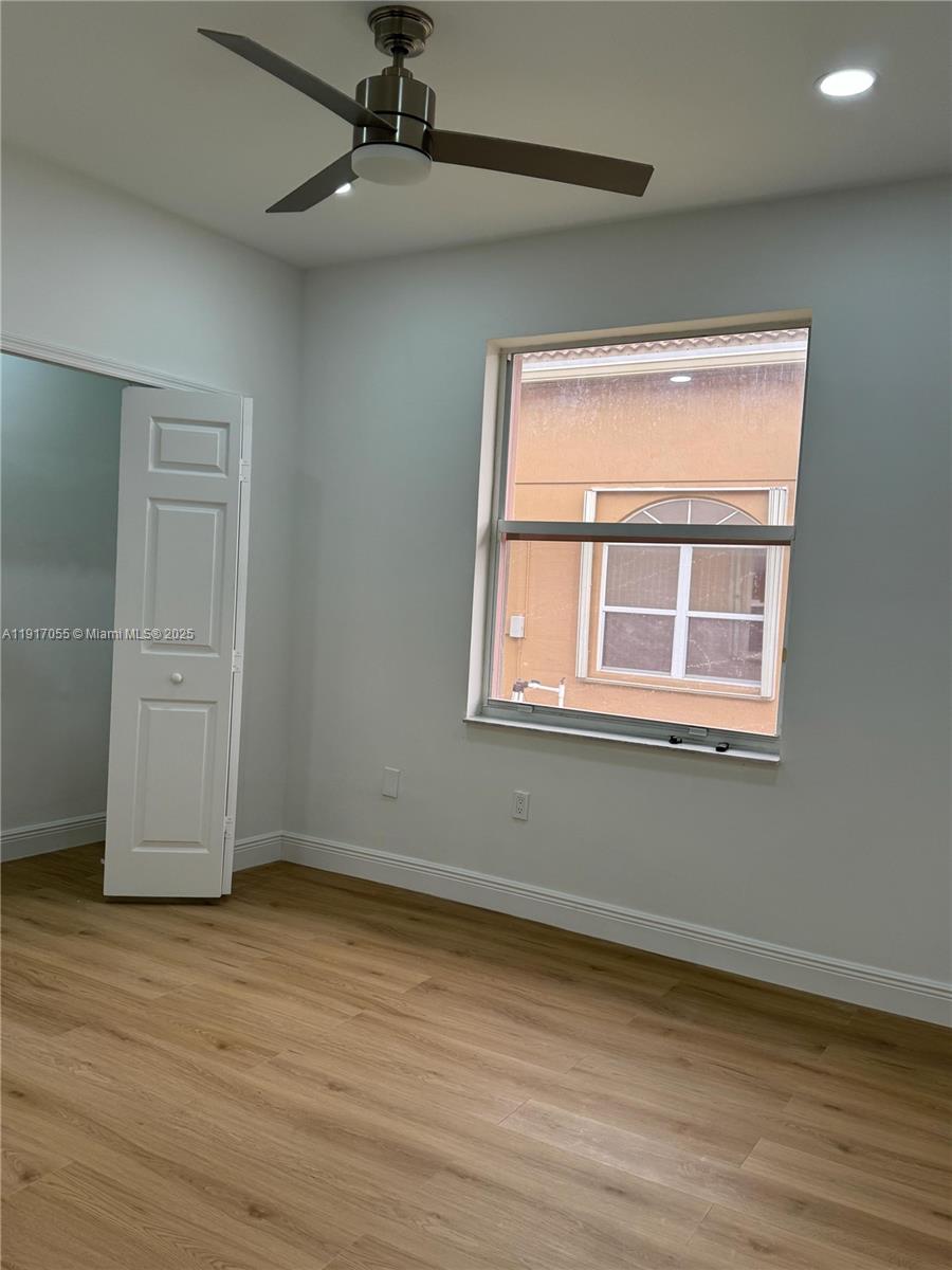 POD 4 AT MONARCH LAKES - Residential