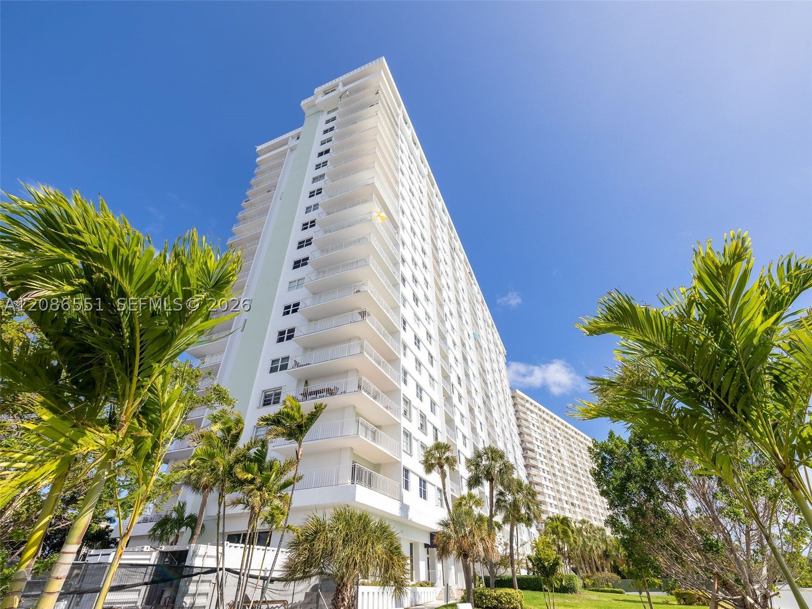 500 Bayview Dr 1520