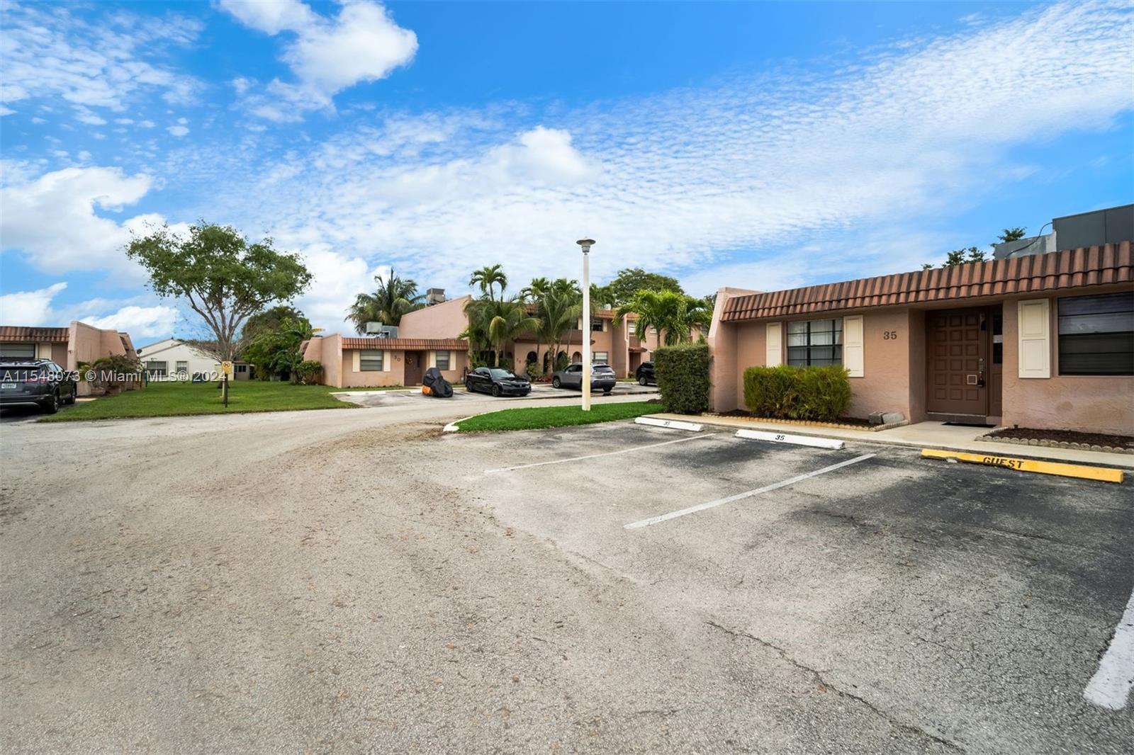 VALENCIA VILLAGE CONDO PH - Residential Lease