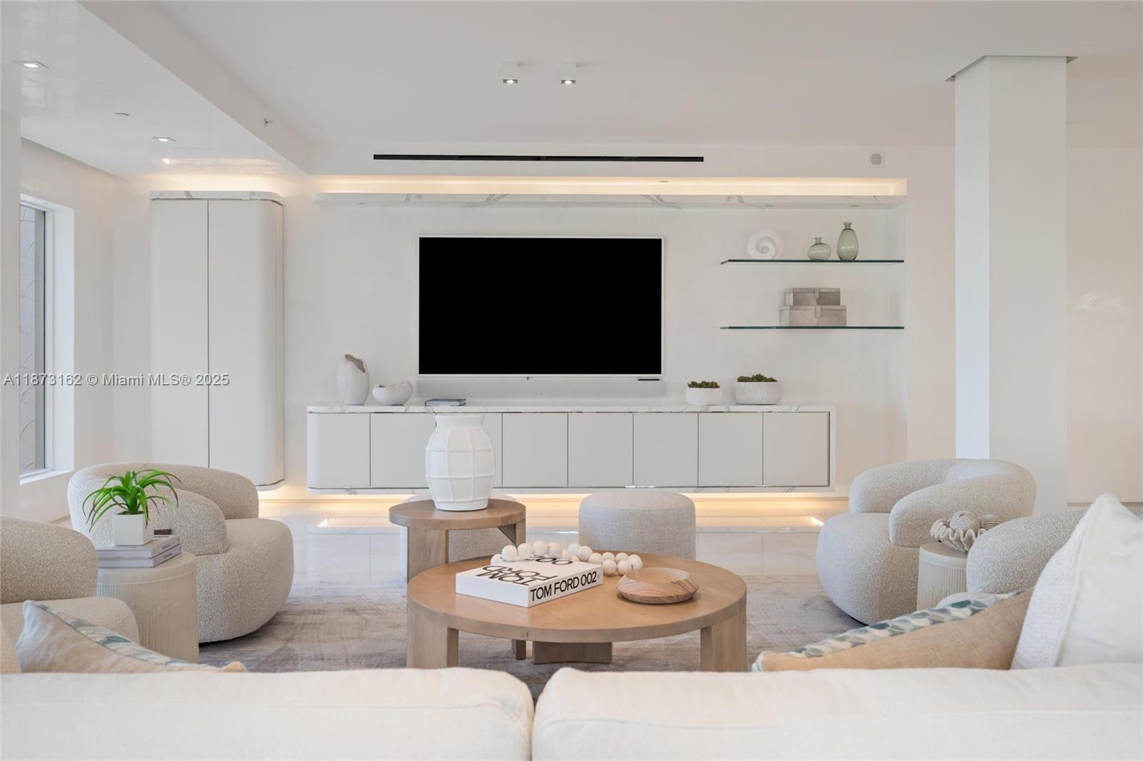 OCEANSIDE @ FISHER ISL CO - Residential