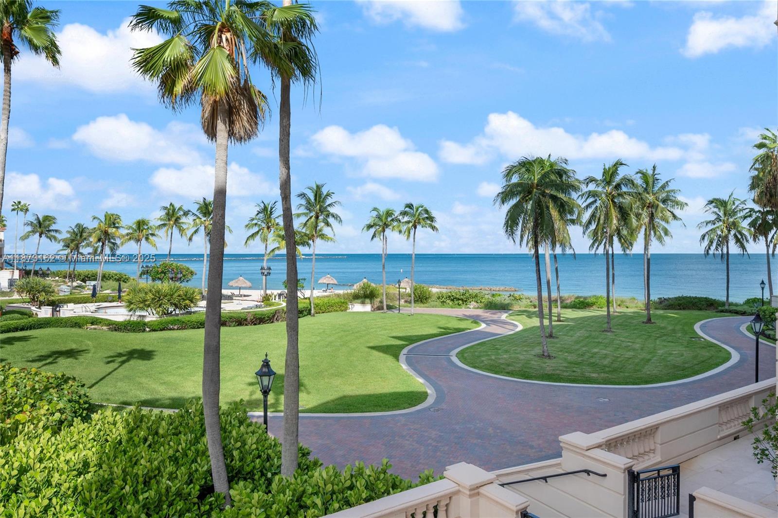 OCEANSIDE @ FISHER ISL CO - Residential